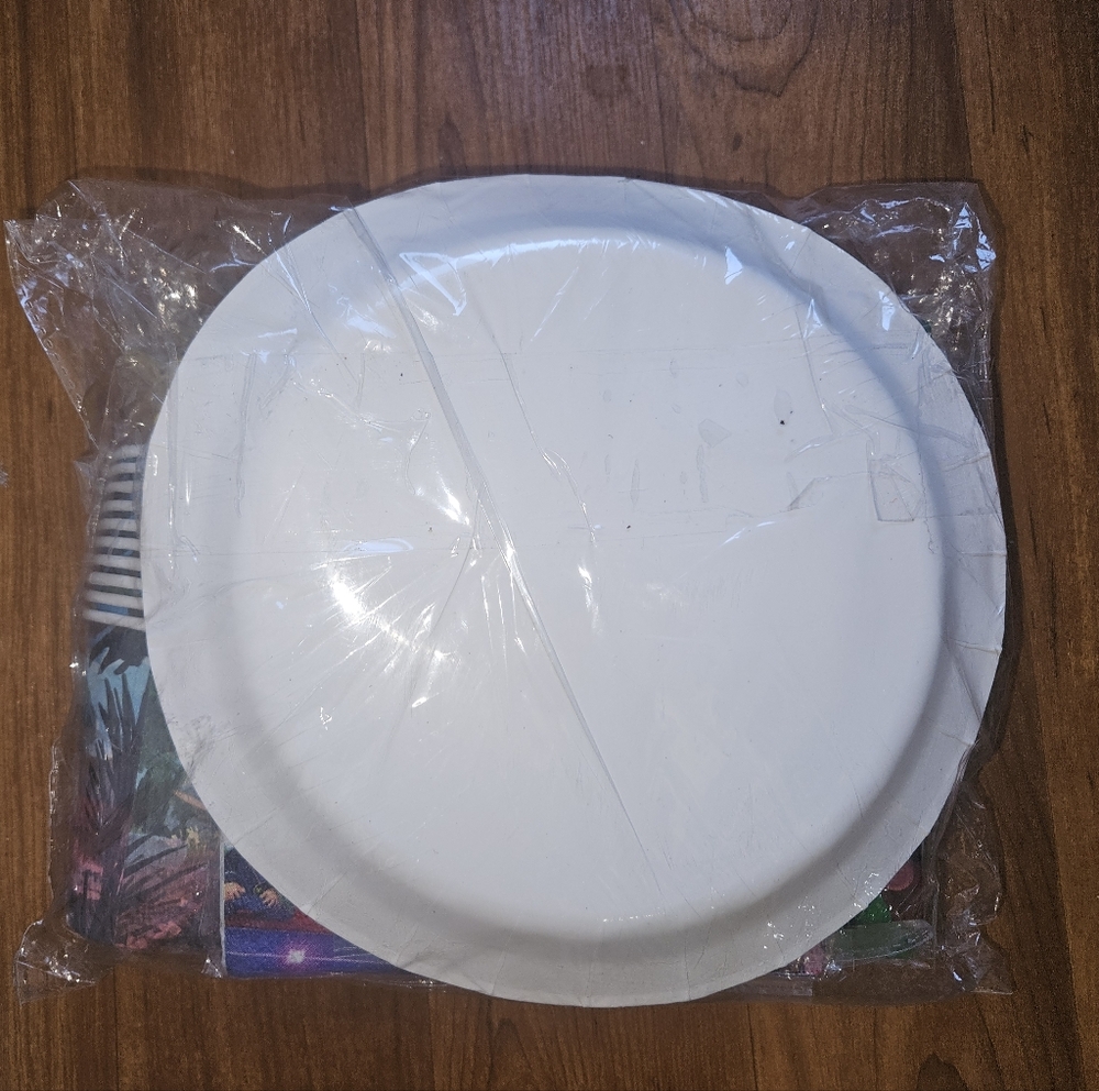 Super Mario Party Supplies Set - Multicolor - Picture 3 of 3
